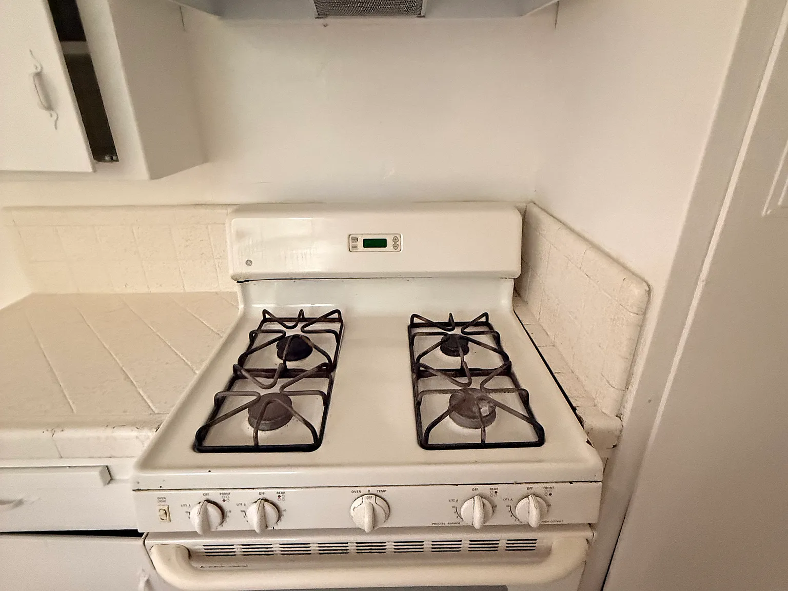 1 bed, $1,000 — Photo 2