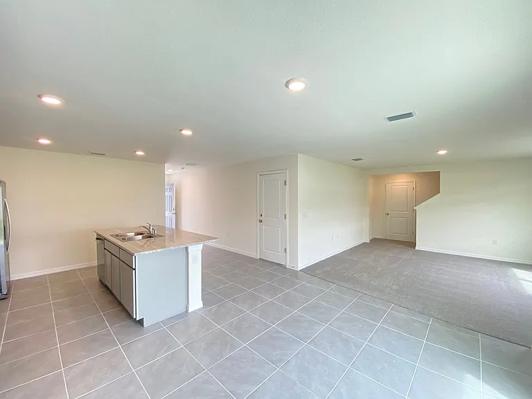 2113 NW 247th Dr — Photo 16