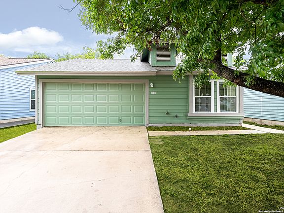 3rd image of 3918 HERITAGE HILL DR