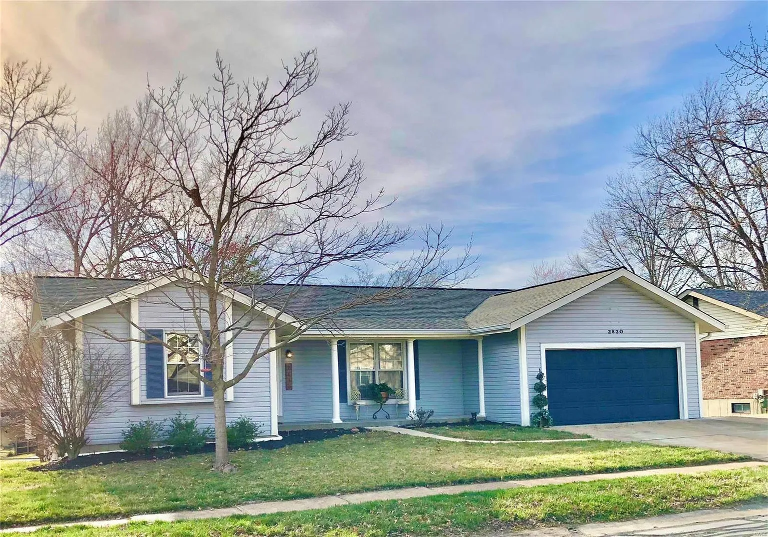 2830 Queen Bee Ln photo 1