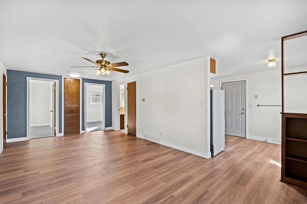 3114 Butternut Dr — Photo 4
