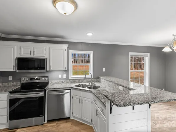 6706 Lineberger Rd, Denver, NC 28037