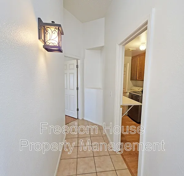2250 S Ambush St — Photo 20
