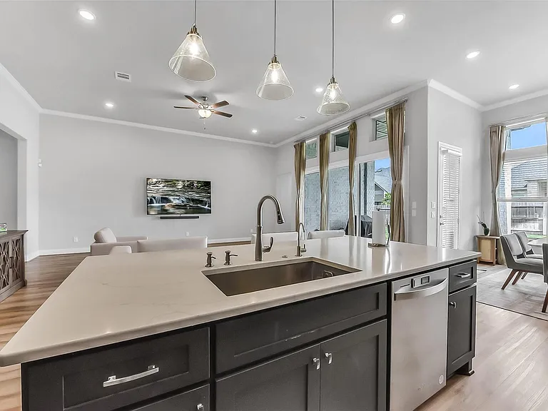 11927 Carillon Forest Dr — Photo 15