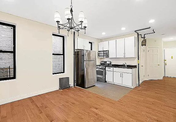 2nd image of 533 W 158th St #22