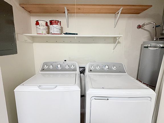 5th image of 3509 East Ave