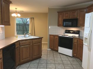 2905 Essex Pl, Springdale, AR 72762