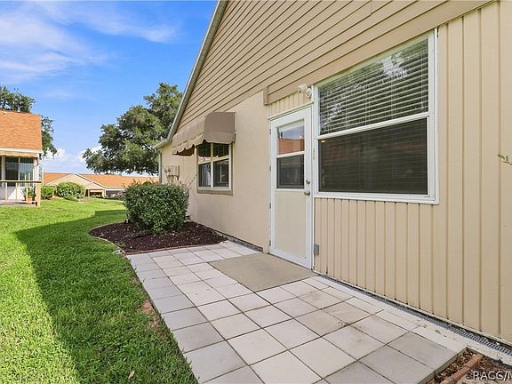 4th image of 3579 N Willowtree Point