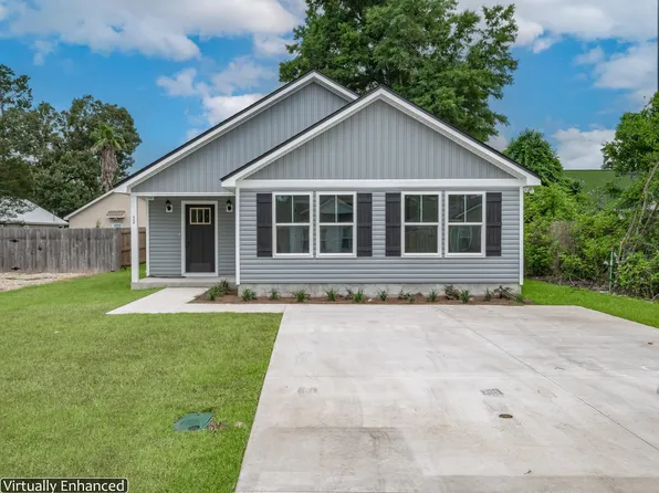 23 Spokan Trl, Crawfordville, FL 32327