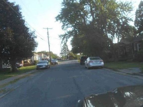 Exterior Neighborhood (street photo)