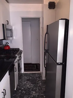 Sold by Bryan L Rozencwaig, LREB | media 13