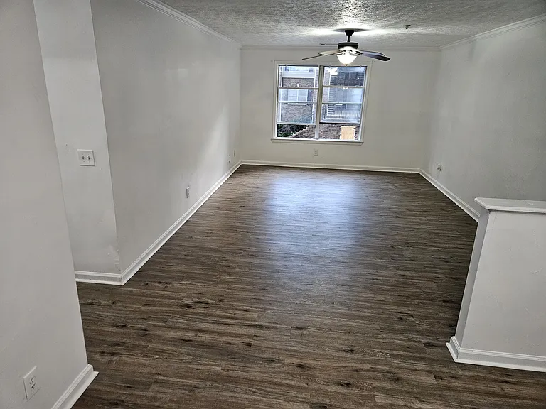 3235 Fairington Dr #3235 — Photo 5