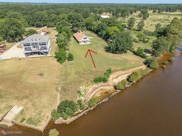 10307 Pirogue Rd, Oil City, LA 71061