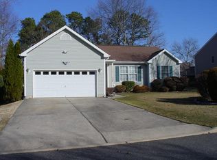 136 Inboard Ave, Manahawkin, NJ 08050