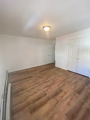 Rented by Remax Edge | media 3