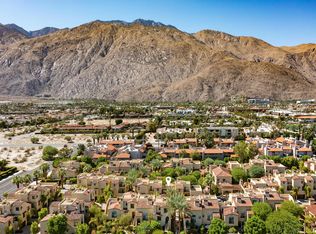 225 Villorrio Dr E, Palm Springs, CA 92262