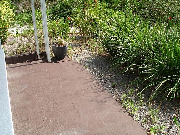 3rd image of 3001 Boca Ciega Dr N
