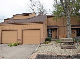 552 Maple Ln, Mason, OH 45040