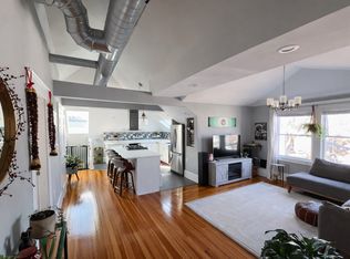 40 Winthrop St #3, Salem, MA 01970