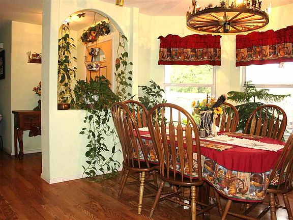 5th image of 2587 Tularosa Dr