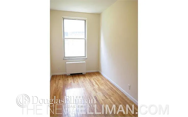 Rented by Douglas Elliman | media 18