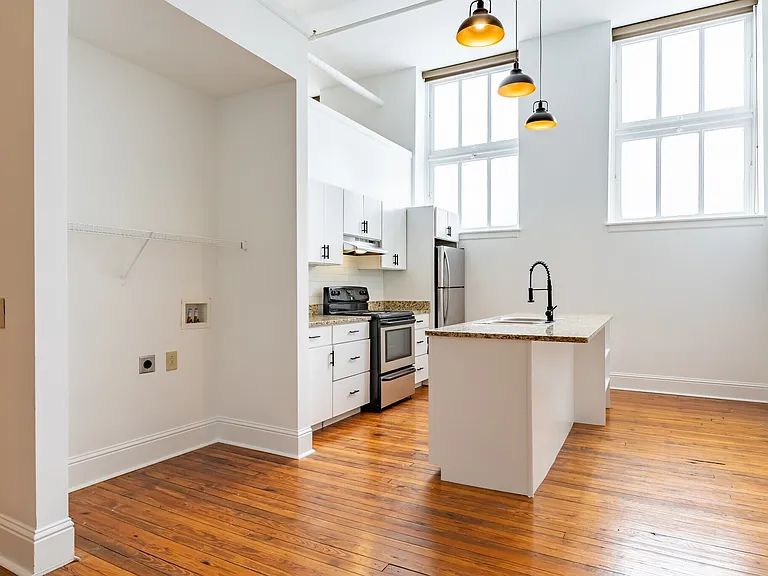 Dannenberg Lofts — Photo 15