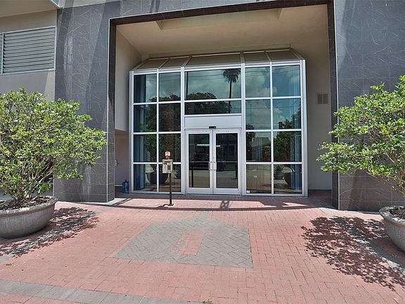 Controlled entry to the building and access to the elevator is via security fob.