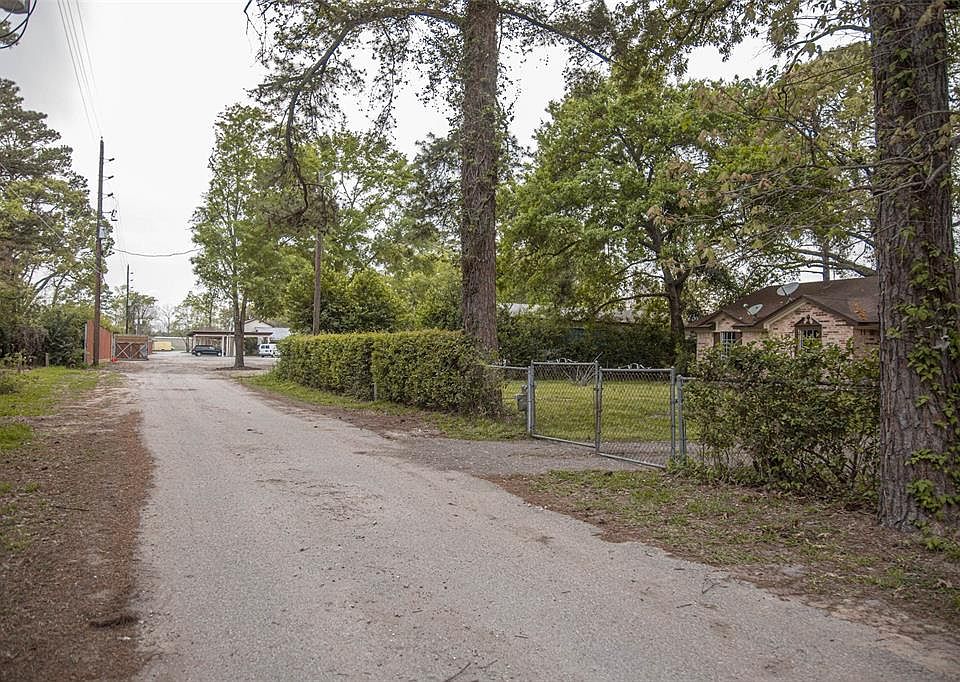 2nd image of 798 Russell Palmer Dr
