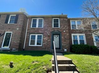 7825 White Cliff Ter, Rockville, MD 20855