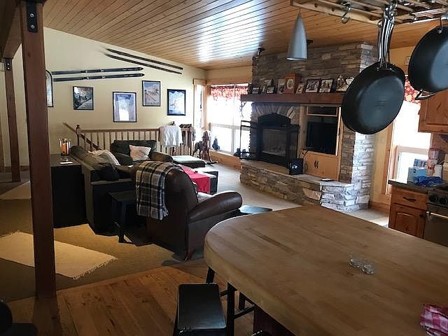 kitchen/ living area