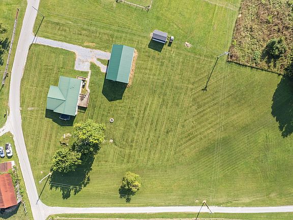 3rd image of 4242 Pleasant Ridge Rd