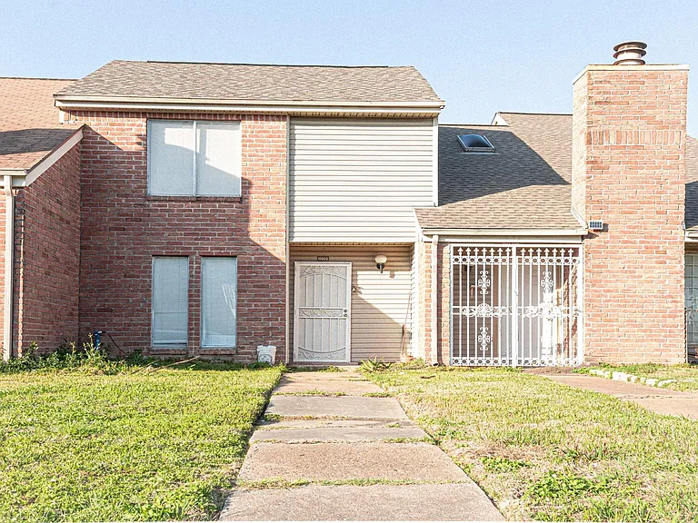 10920 Village Bend Ln #920 — Photo 1