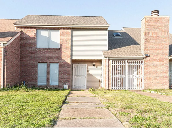 10920 Village Bend Ln #920, Houston, TX 77072