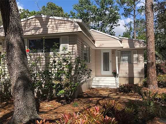 5th image of 514 W Plantation Blvd