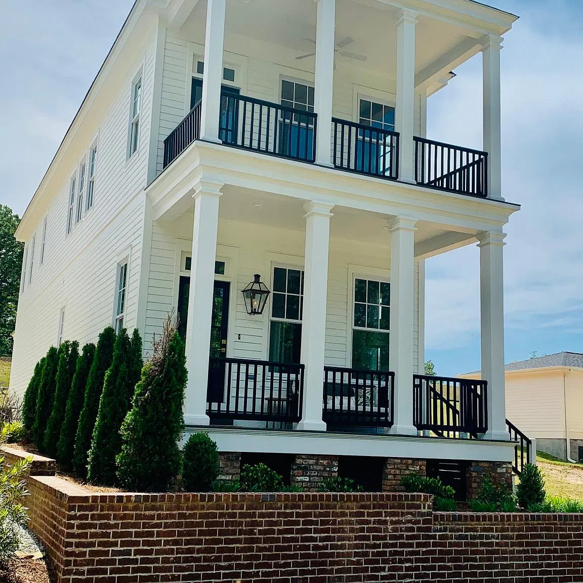 2 bed, 2.5 bath, 1877 sqft, $4,400 — Photo 1