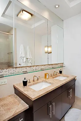 Sold by Platinvm Property Group New York | media 11