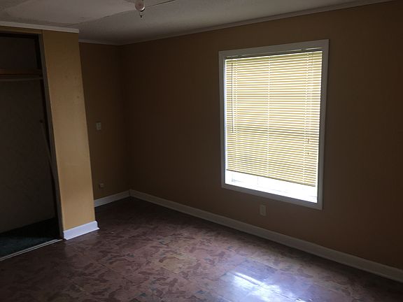3rd image of 5509 E Admiral Doyle Dr