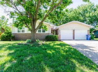 431 S 3rd Ave, Clearwater, KS 67026