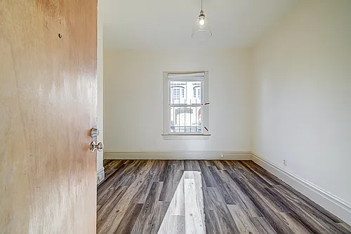 379 Chestnut St — Photo 9
