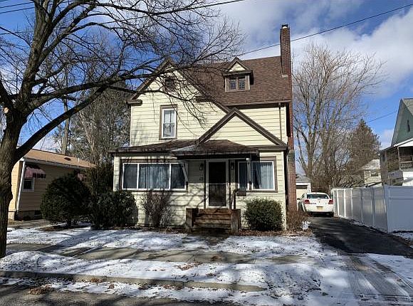 1st image of 15 James St