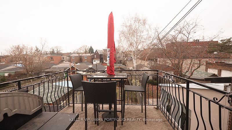Toronto House for rent - 3 Bedrooms — photo 9