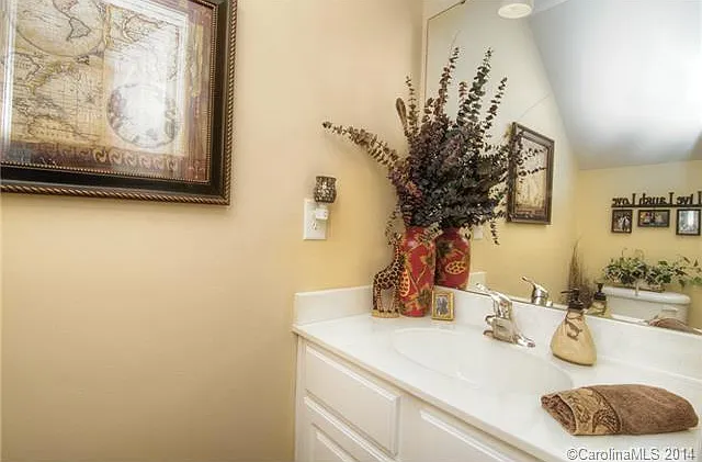 Powder room
