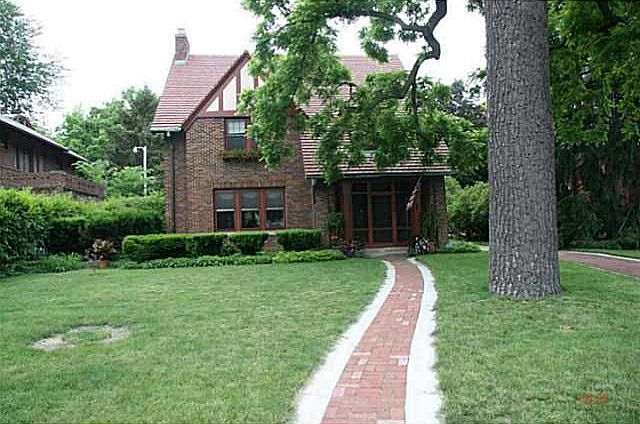 2nd image of 2709 Collingwood Blvd