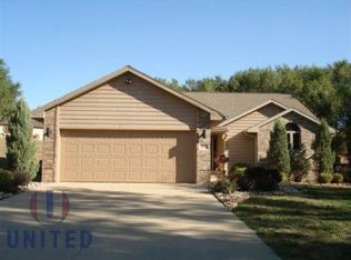 29535 Diamante Dr, Sioux City, IA 51109