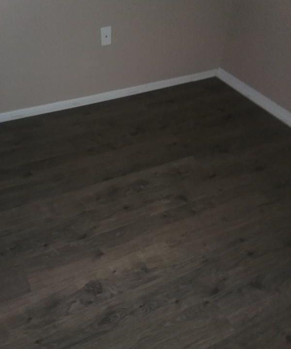 2nd image of 859 Rossville Ave