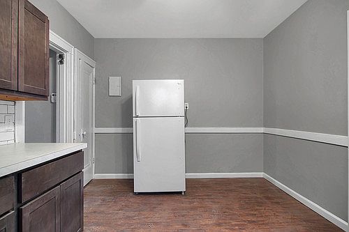 4th image of 5011 Mardel Ave #A