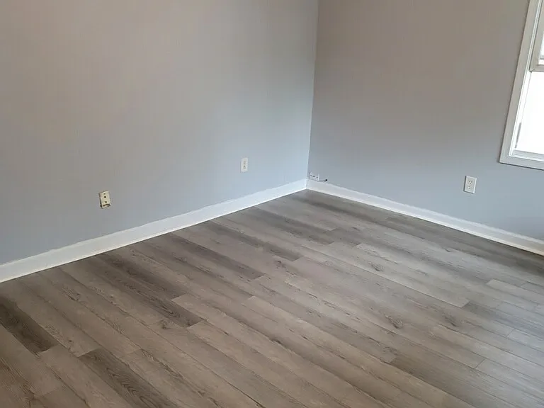 329 Porter Ave — Photo 4