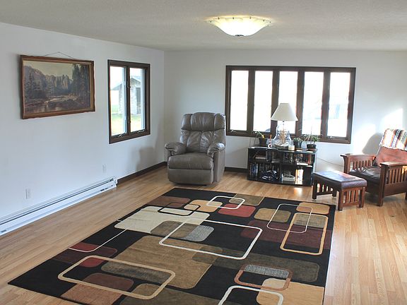 3rd image of 21427 Road 178