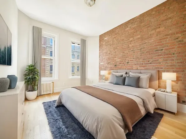 207 West Tenth Street image 1 of 11