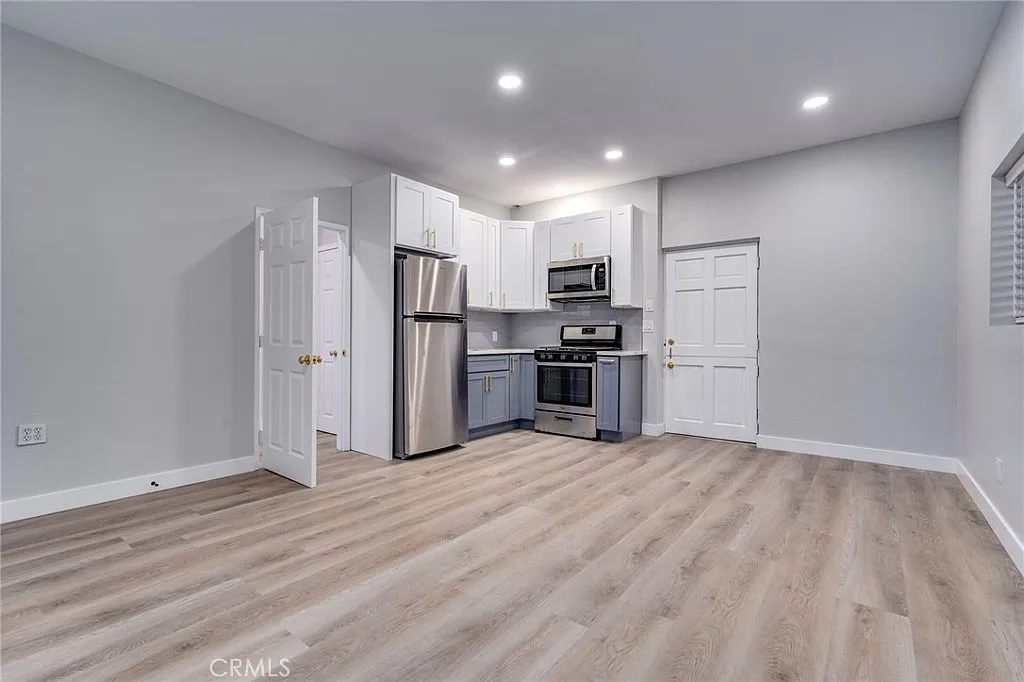 1 bed, 610 sqft, $3,495 — Photo 4